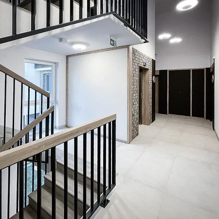 Apartament Sloneczny Kamienica Grochow With Free Parking Warsaw Luaran gambar