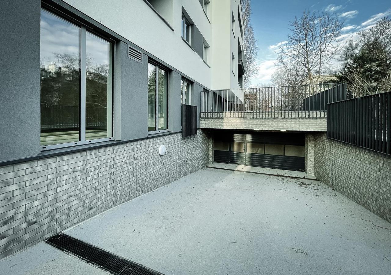 Apartament Sloneczny Kamienica Grochow With Free Parking Warsaw Luaran gambar