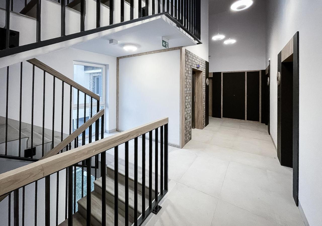 Apartament Sloneczny Kamienica Grochow With Free Parking Warsaw Luaran gambar